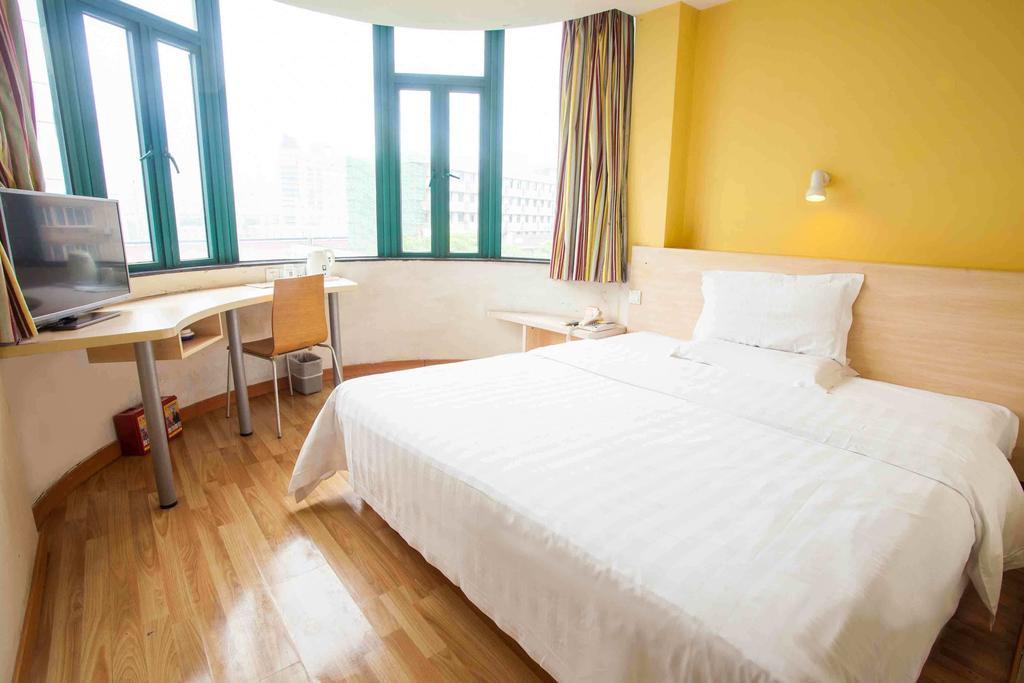 7Days Inn Chongqing Shapingba الغرفة الصورة